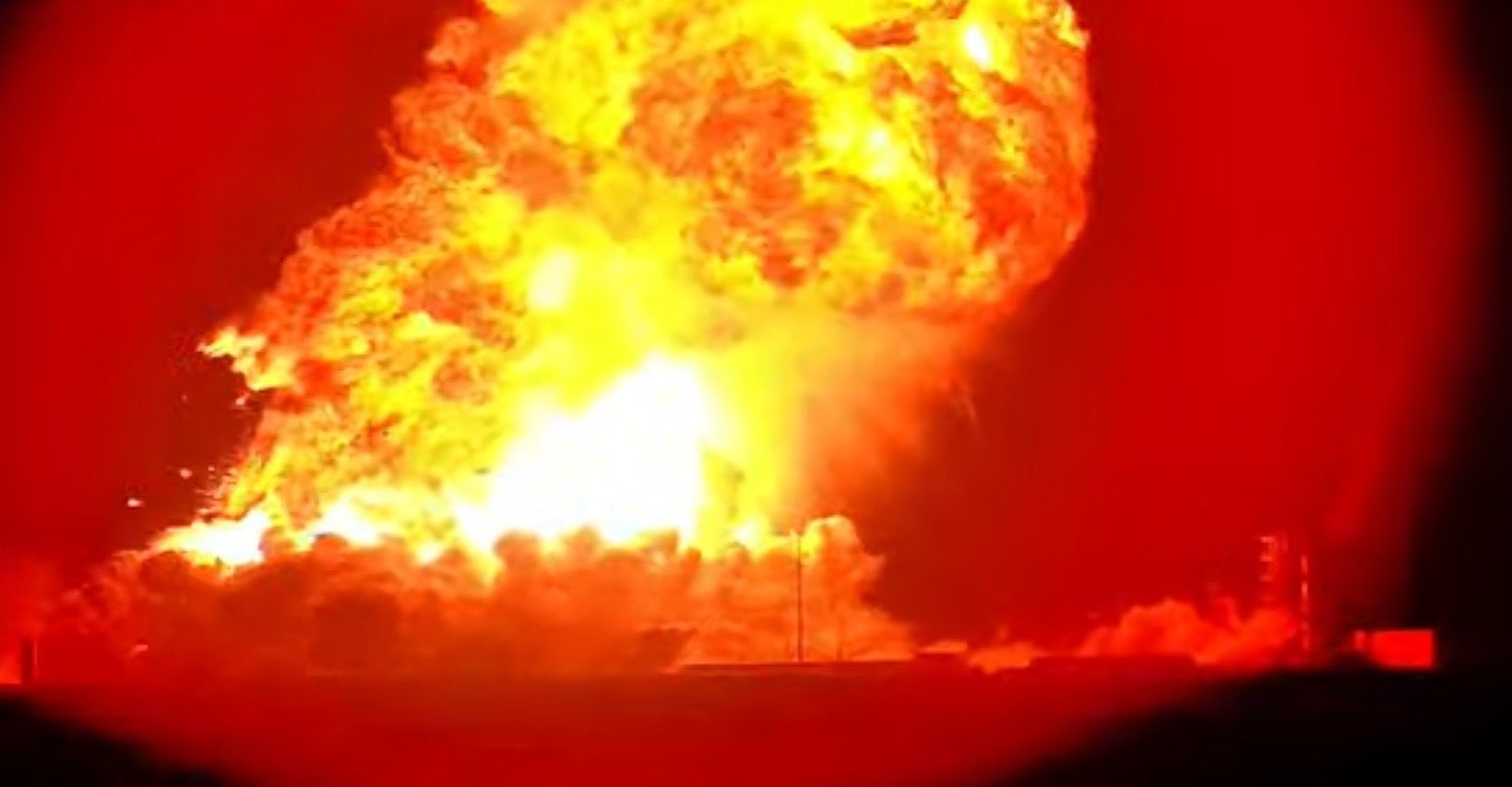SpaceX Starship 36 rocket explosion during test flight 10 a static fire test.